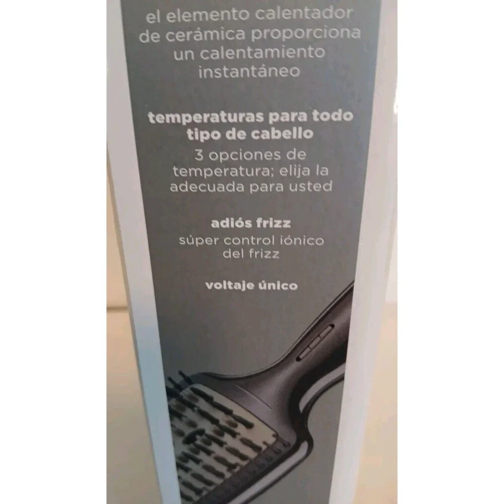 Conair Infiniti Pro Diamond Infused Ceramic Hot Brush Smooth and Shine - NIB